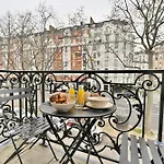 Appartement Proche Parc Monceau - II